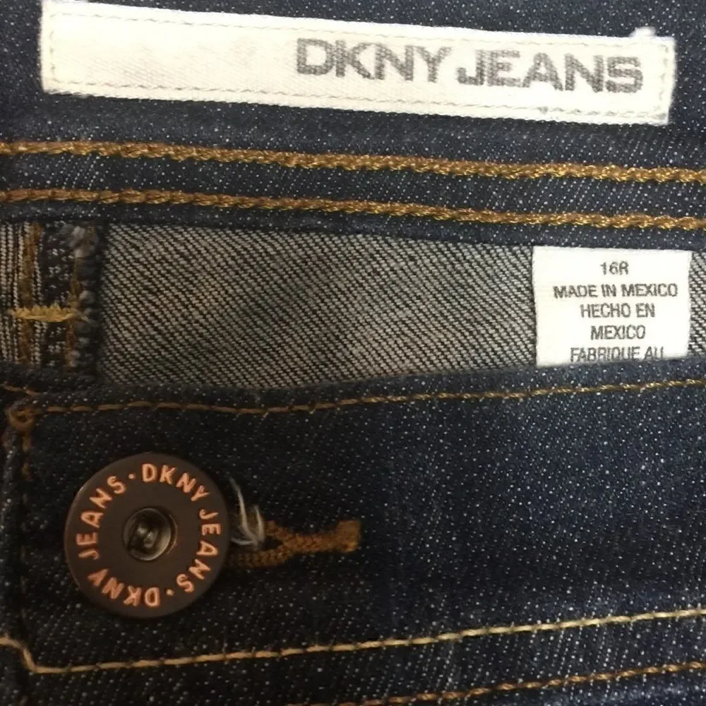 Authentic DKNY Stretch Skinny Jeans! Nice fit!